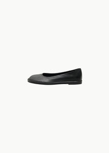 women's rounded flats, black