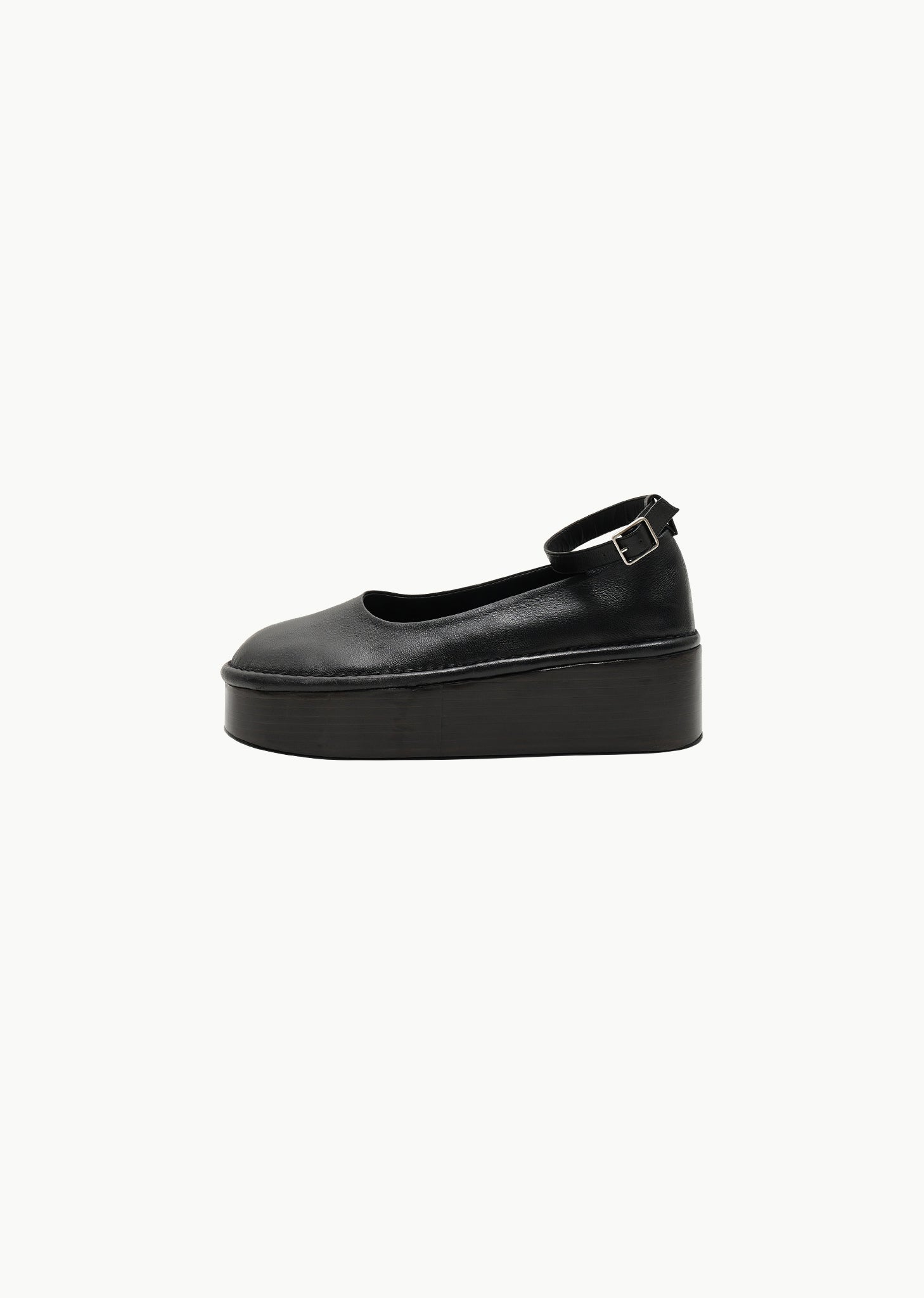 platform flats, black