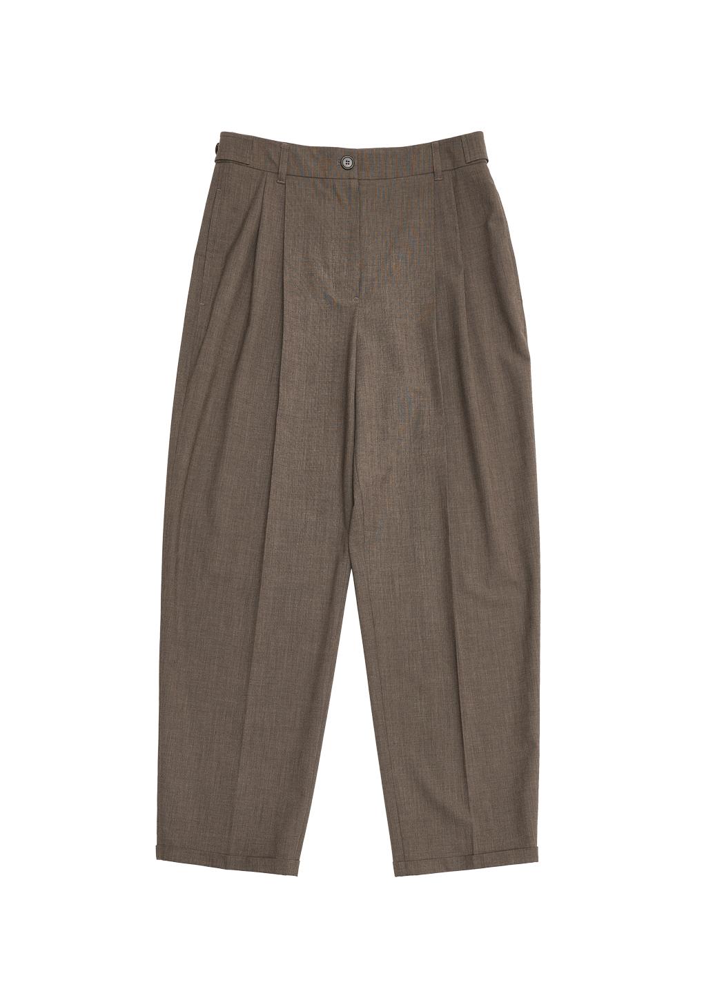 two tuck tapered pants, brown