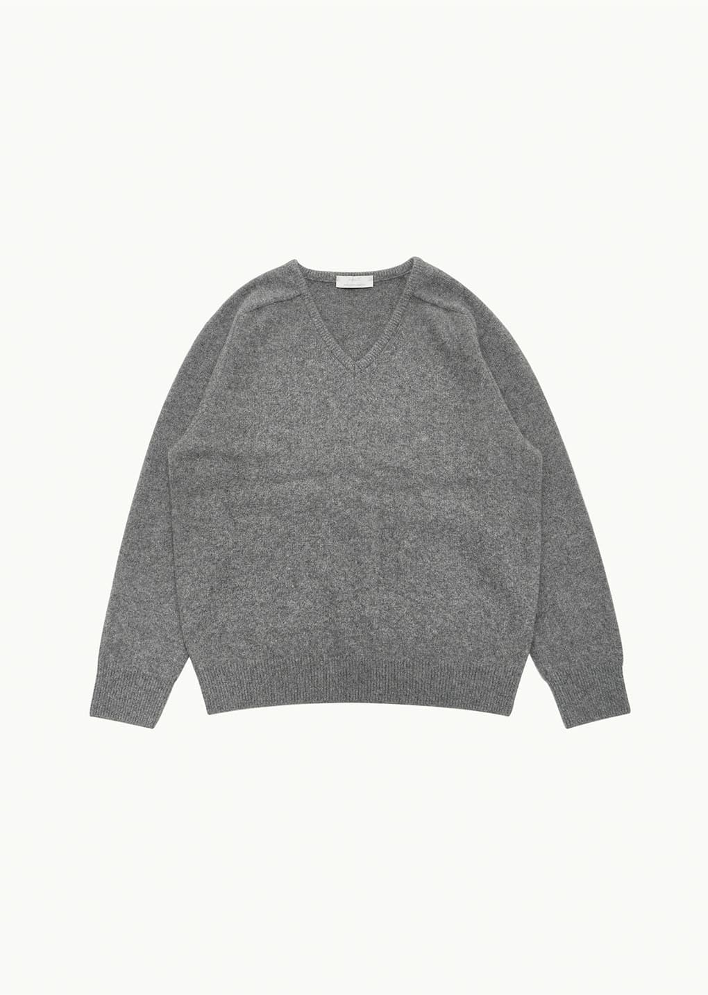 racoon v-neck knit, grey