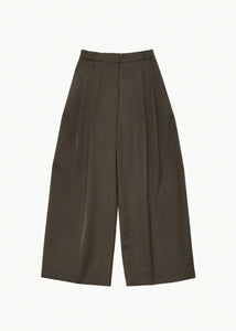 two tuck balloon pants, dark brown